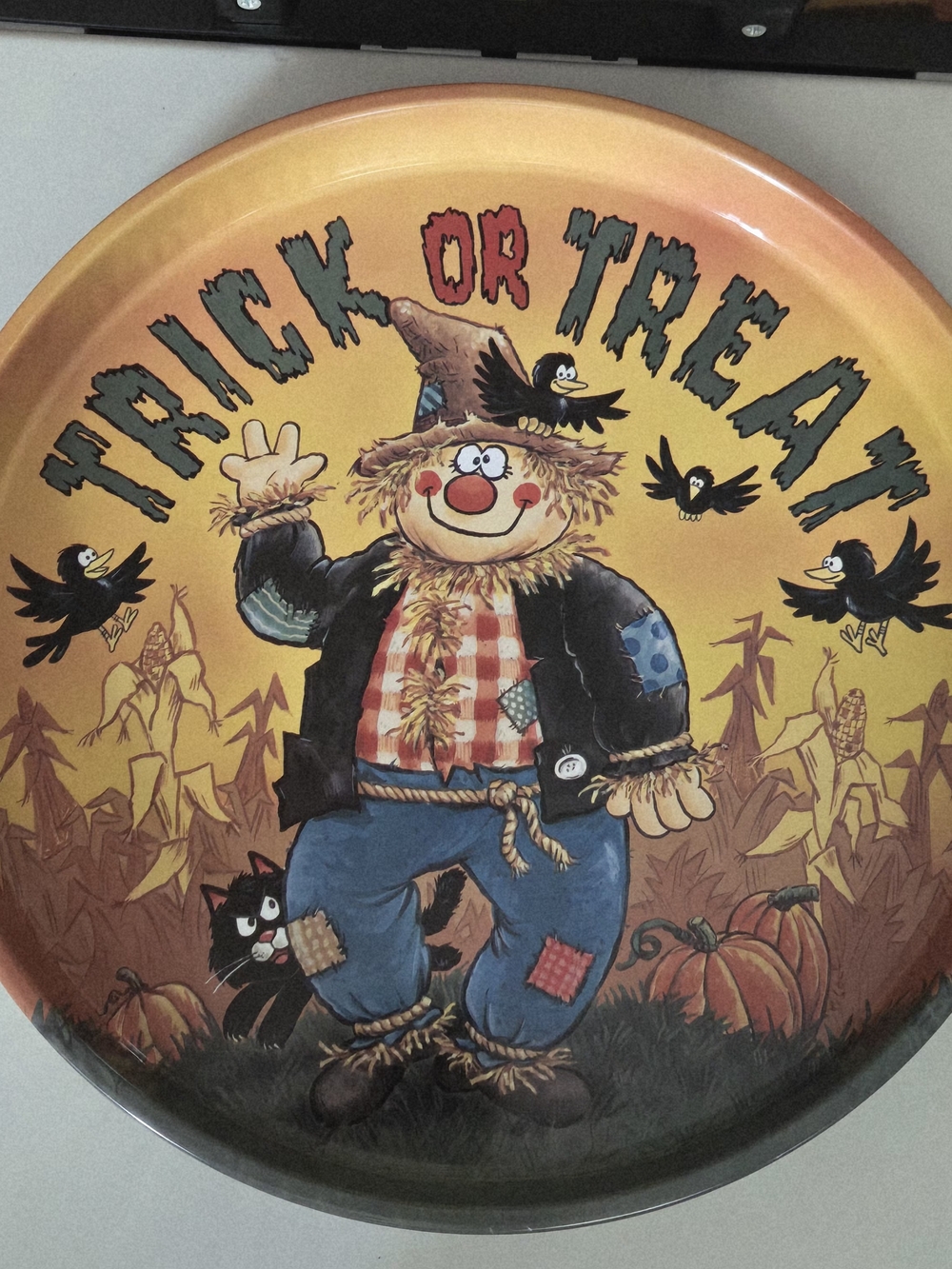 Vintage Halloween "Trick or Treat" metal tin serving tray W Scarecrow Cat Crows